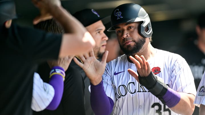 El ex Rockies de Colorado, Elías Díaz, ahora tratará de ayudar a los Padres de San Diego