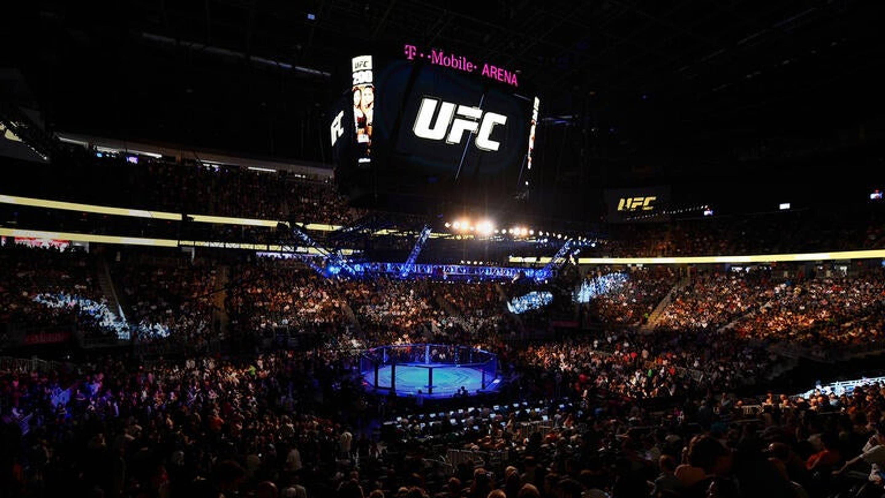 Ex-UFC Champion Returns for Reported First Fight on Year-Ending UFC 335 Card
