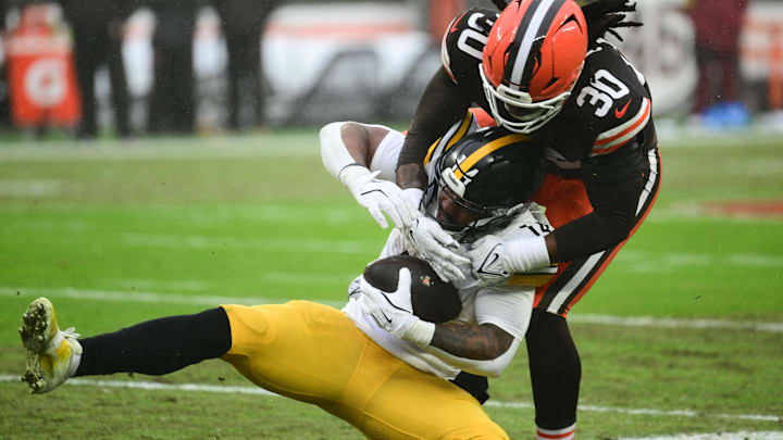 Kenneth Gainwell and the Steelers were held to six points against Cleveland. Kenneth Gainwell and the Steelers were held to six points against Cleveland.