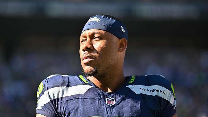 Uchenna Nwosu of the Seattle Seahawks
