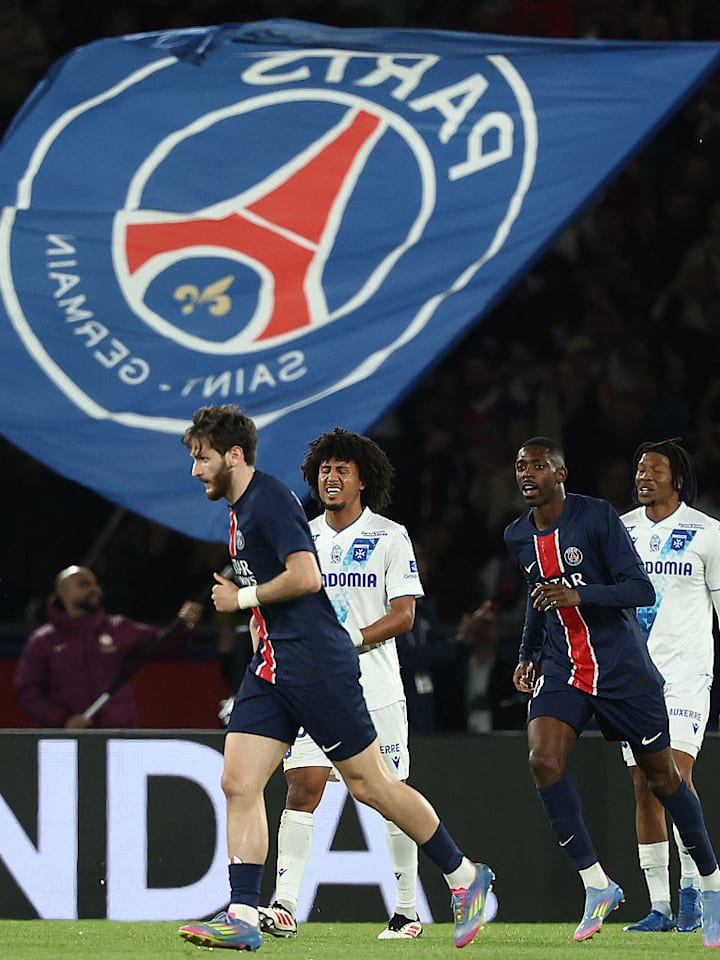 FBL-FRA-LIGUE1-PSG-AUXERRE
