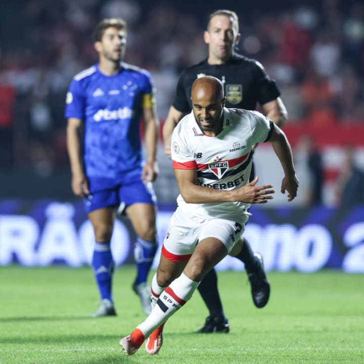 Lucas Moura, meia do São Paul