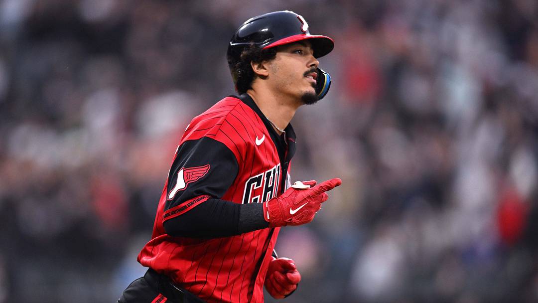 Jun 26, 2026; Chicago, Illinois, USA; Chicago White Sox third baseman Miguel Vargas (20) rounds the bases after hitting a three-run home run against the Kansas City Royals during the third inning at Rate Field. Mandatory Credit: Patrick Gorski-Imagn Images