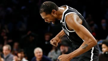 Durant consiguió el triple doble 14 de su carrera en la NBA