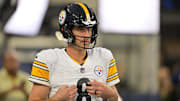 Pittsburgh Steelers quarterback Aaron Rodgers (8) looks on during warmups before the game against the Los Angeles Chargers at SoFi Stadium.