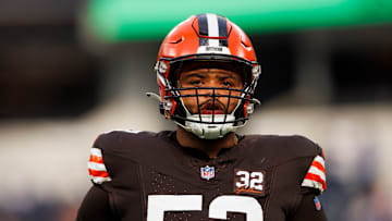 Cleveland Browns v Los Angeles Rams