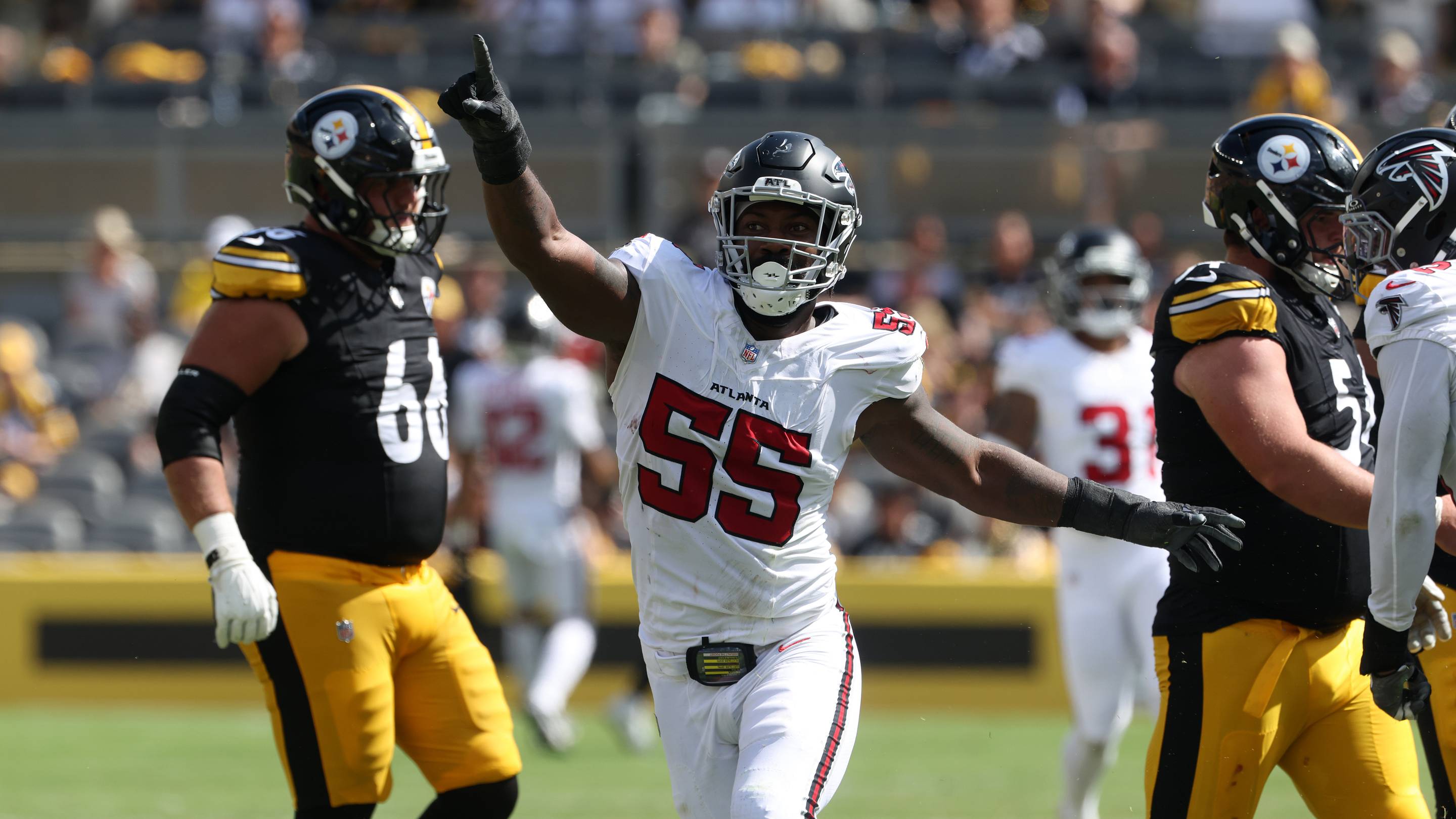 Falcons Lose Pair of Crucial Players On Monday Night Football