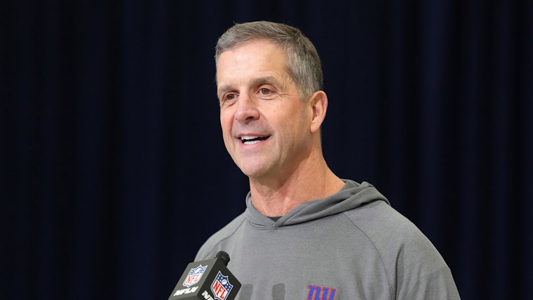 New York Giants coach John Harbaugh led the team through its first voluntary practice session under his watch on Tuesday.