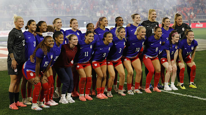 Jul 16, 2024; Washington, D.C., USA; Team United States pose for a picture after their match against Costa Rica in a send-off friendly at Audi Field. Mandatory Credit: Geoff Burke-Imagn Images Jul 16, 2024; Washington, D.C., USA; Team United States pose for a picture after their match against Costa Rica in a send-off friendly at Audi Field. Mandatory Credit: Geoff Burke-Imagn Images