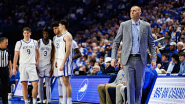 Kentucky Wildcats head coach Mark Pope 