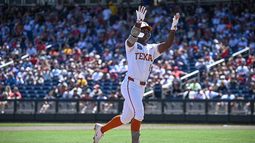 Jun 15, 2026; Omaha, NE, USA; Texas Longhorns left fielder Anthony Pack Jr. (6) circles the bases after hitting a home run against the Alabama Crimson Tide during the sixth inning at Charles Schwab Field. Mandatory Credit: Steven Branscombe-Imagn Images Jun 15, 2026; Omaha, NE, USA; Texas Longhorns left fielder Anthony Pack Jr. (6) circles the bases after hitting a home run against the Alabama Crimson Tide during the sixth inning at Charles Schwab Field. Mandatory Credit: Steven Branscombe-Imagn Images