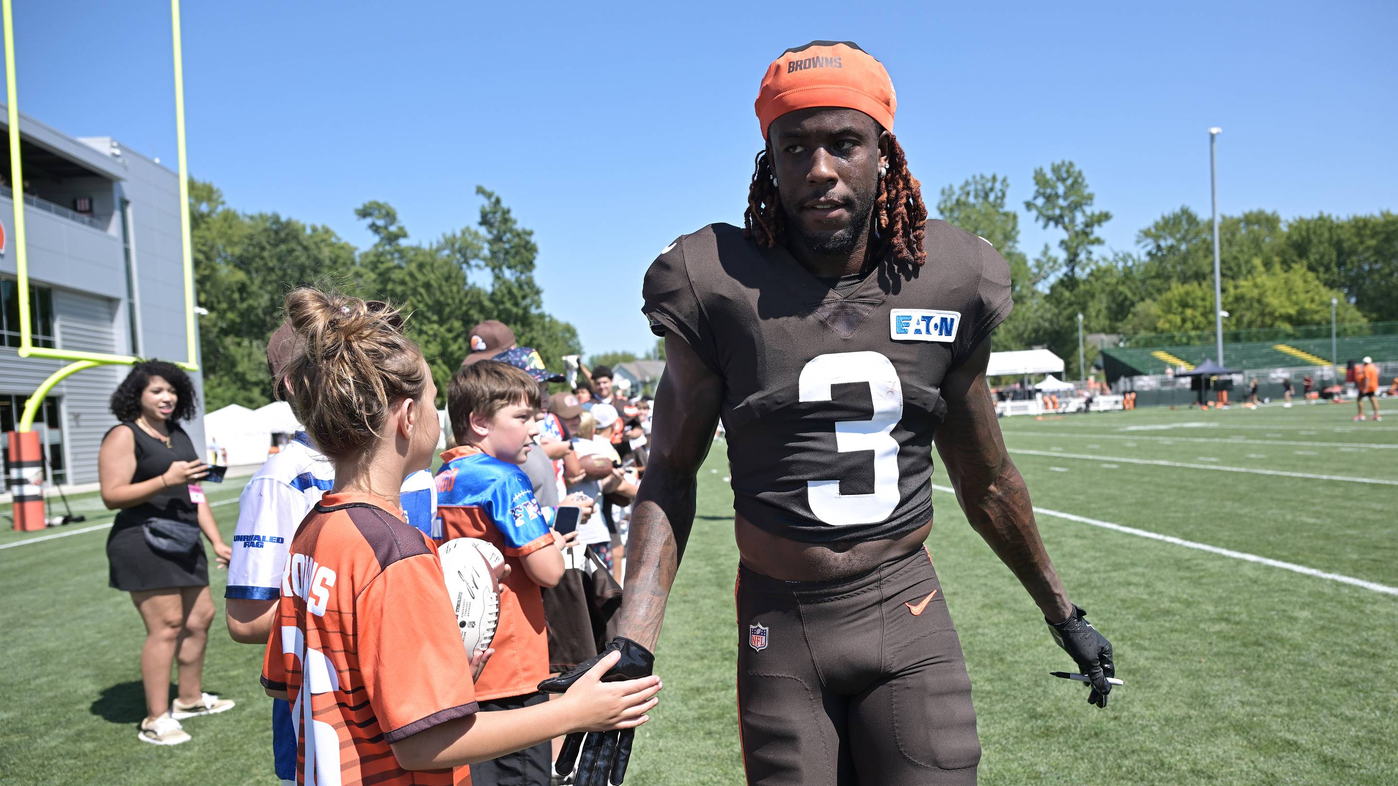49ers Could Trade for Former 1st-Round WR