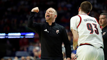 Louisville Cardinals head coach Pat Kelsey
