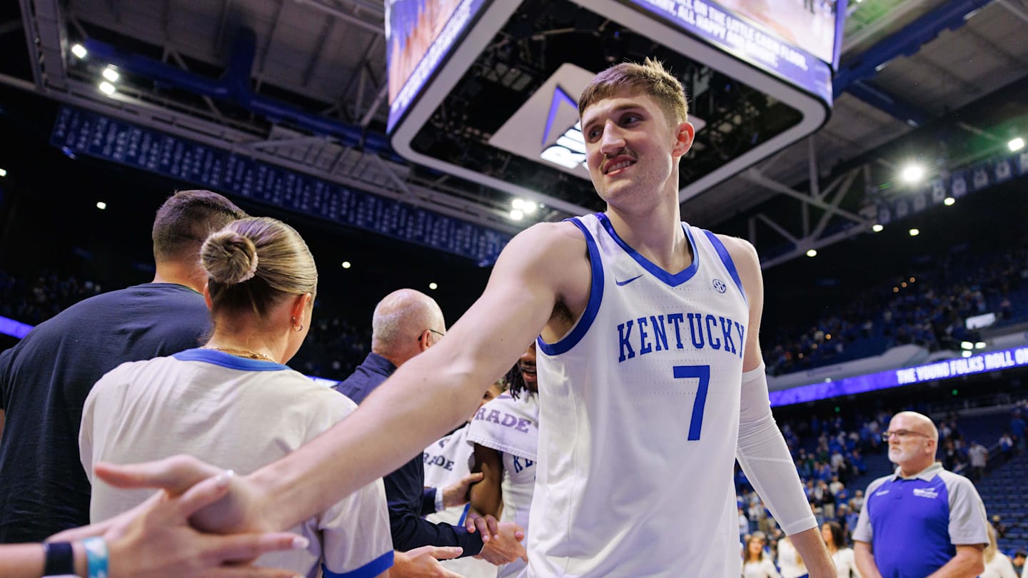 Kentucky basketball vs. Duke early odds and a prediction