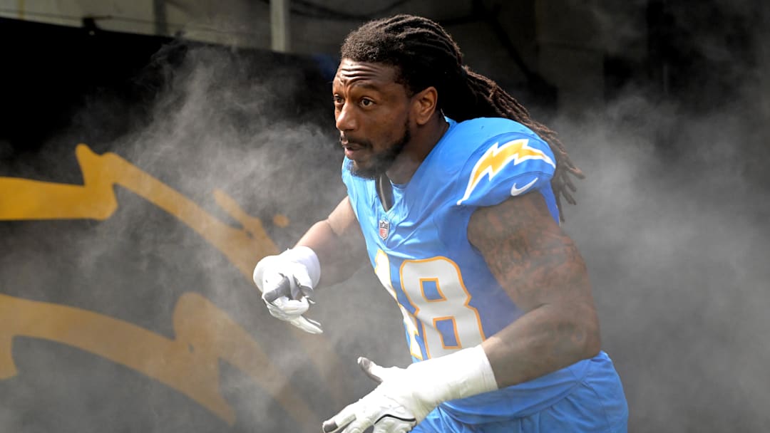 Los Angeles Chargers linebacker Bud Dupree