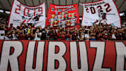 Torcida rubro-negra 'cobrou' clube inglês