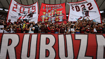Torcida rubro-negra 'cobrou' clube inglês