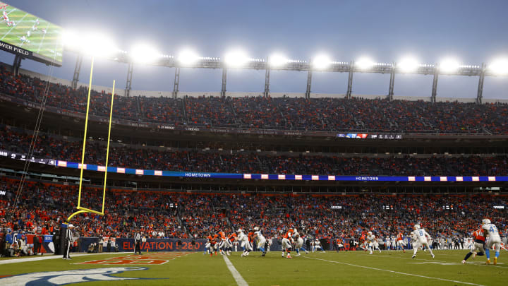 Los Angeles Chargers v Denver Broncos