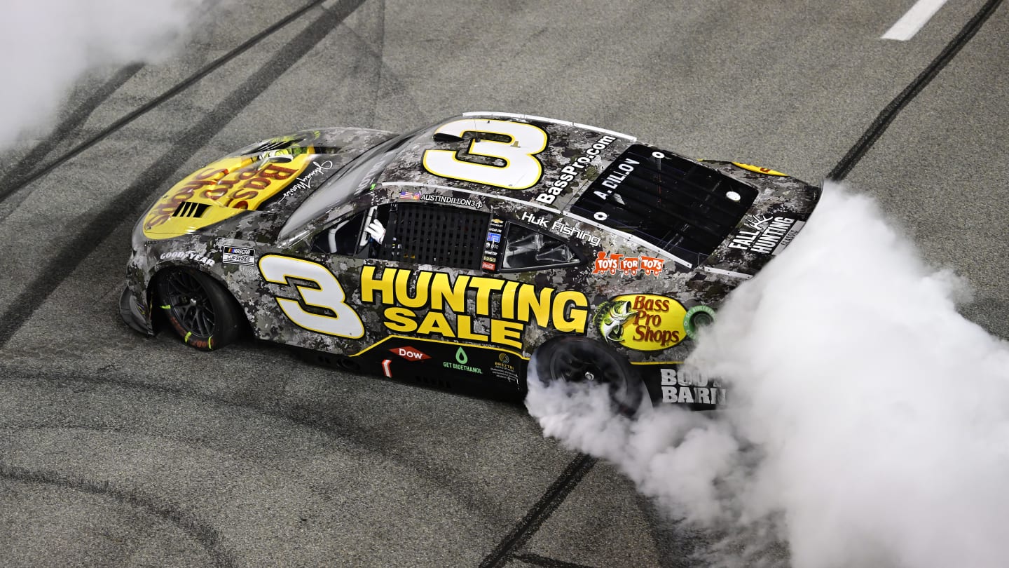 NASCAR: Austin Dillon extends odd record with controversial Richmond win