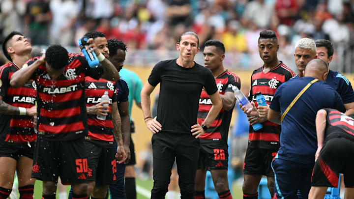 Filipe Luís elogiou muito a postura de sua equipe contra o Bayern Filipe Luís elogiou muito a postura de sua equipe contra o Bayern