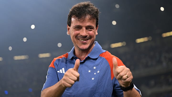 Fernando Diniz assumiu o Cruzeiro em setembro Fernando Diniz assumiu o Cruzeiro em setembro