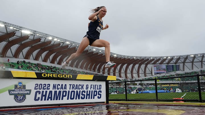 Jun 11, 2022; Eugene, OR, USA; Ceili McCabe of West Virginia places third in the women's steeplechase in 9:31.14 during the NCAA Track and Field Championships at Hayward Field. Mandatory Credit: Kirby Lee-Imagn Images