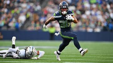 George Holani Scores First Touchdown in Seahawks' Blowout Win