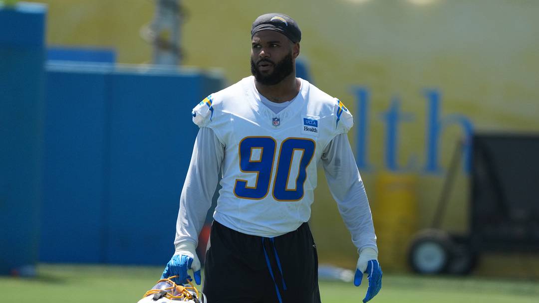 Jul 30, 2026; El Segundo, CA, USA; Los Angeles Chargers linebacker Akheem Mesidor (90) at training camp at The Bolt. Mandatory Credit: Kirby Lee-Imagn Images Jul 30, 2026; El Segundo, CA, USA; Los Angeles Chargers linebacker Akheem Mesidor (90) at training camp at The Bolt. Mandatory Credit: Kirby Lee-Imagn Images