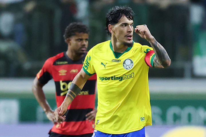 Gustavo Gomez
