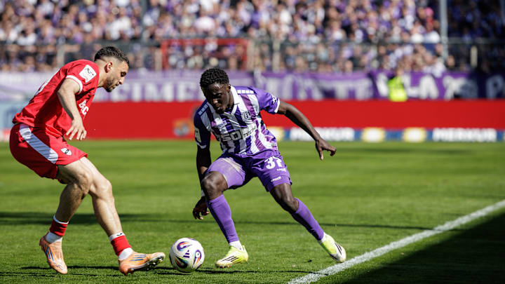 Ismail Badjie (re.) feierte in dieser Saison seinen Durchbruch