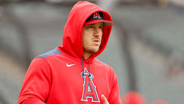 Los Angeles Angels v Chicago White Sox