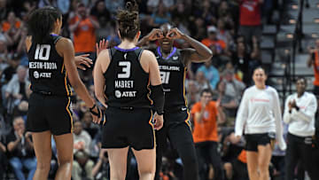 Connecticut Sun v New York Liberty