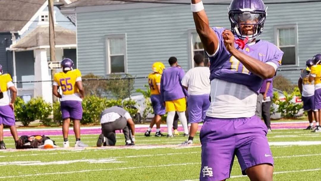 St. Augustine High School (New Orleans) quarterback Jaelle Noble warms up during spring practice