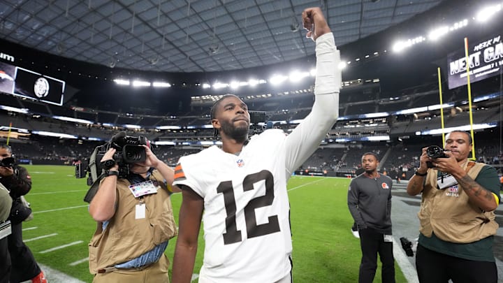 Sanders led the Browns to a win over the Raiders on Sunday.