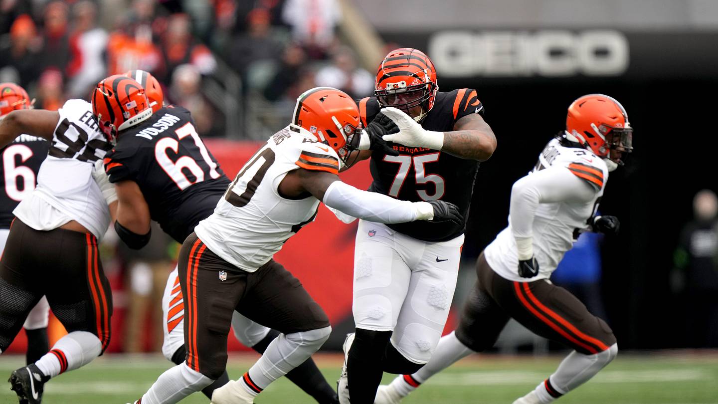PFF Ranks Trent Brown, Orlando Brown Jr. Among NFL's Best Offensive Tackles - Vimarsana News