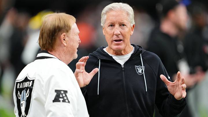 Chicago Bears v Las Vegas Raiders