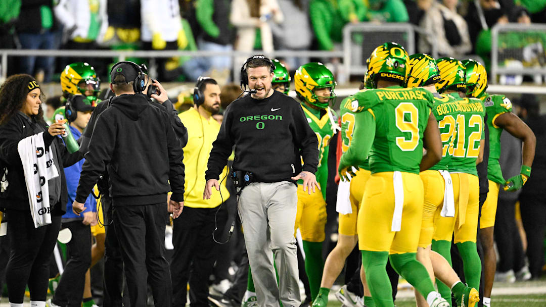Oregon Ducks head coach Dan Lanning Mandatory Credit: Troy Wayrynen-Imagn Images