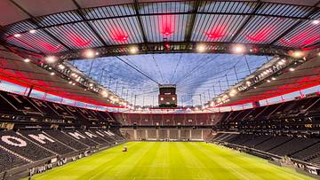 Eintracht Frankfurt will sein Stadion ausbauen Eintracht Frankfurt will sein Stadion ausbauen