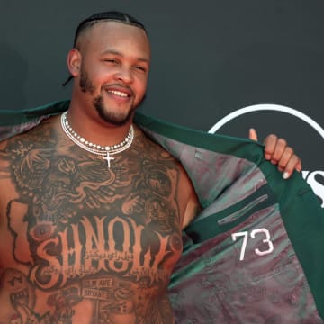 Jul 12, 2023; Los Angeles, CA, USA; Buffalo Bills offensive tackle Dion Dawkins arrives on the red carpet before the 2023 ESPYS at the Dolby Theatre. Mandatory Credit: Kirby Lee-USA TODAY Sports
