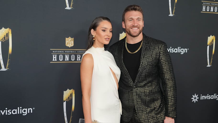 Feb 6, 2025; New Orleans, LA, USA;  Kyle Juszczyk and his wife Kristin Juszczyk on the red carpet before Super Bowl LIX NFL Honors at Saenger Theatre. Mandatory Credit: Kirby Lee-Imagn Images | Kirby Lee-Imagn Images