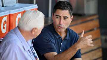 Division Series - San Diego Padres v Los Angeles Dodgers - Game 2