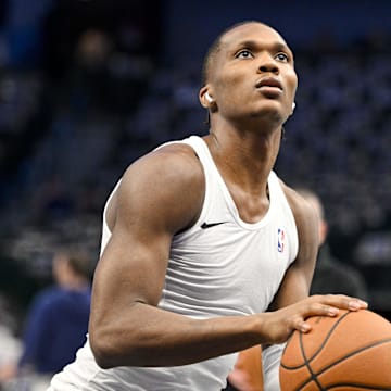 Mar 5, 2024; Dallas, Texas, USA; Indiana Pacers guard Bennedict Mathurin (00) warms up before the game between the Dallas Mavericks and the Indiana Pacers at the American Airlines Center. Mandatory Credit: Jerome Miron-Imagn Images