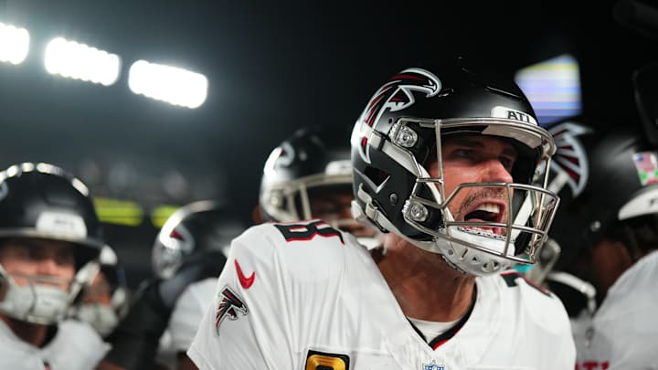 Atlanta Falcons v Philadelphia Eagles