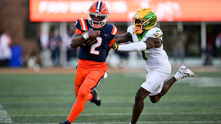 COLLEGE FOOTBALL: OCT 24 Oregon at Illinois