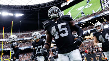 Tennessee Titans v Las Vegas Raiders