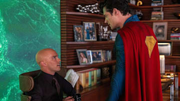 (L to r) NICHOLAS HOULT as Lex Luthor and DAVID CORENSWET as Superman in Warner Bros. Pictures’ “SUPERMAN,” a Warner Bros. Pictures release. Photo Credit: Jessica Miglio. Copyright: © 2025 Warner Bros. Entertainment. All Rights Reserved. TM & © DC
