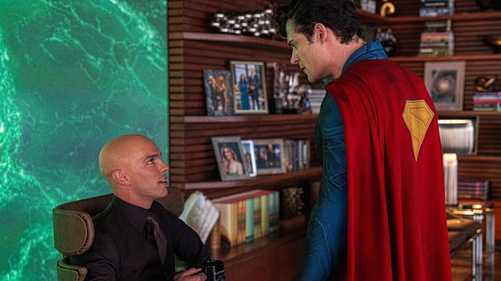 (L to r) NICHOLAS HOULT as Lex Luthor and DAVID CORENSWET as Superman in Warner Bros. Pictures’ “SUPERMAN,” a Warner Bros. Pictures release. Photo Credit: Jessica Miglio. Copyright: © 2025 Warner Bros. Entertainment. All Rights Reserved. TM & © DC
