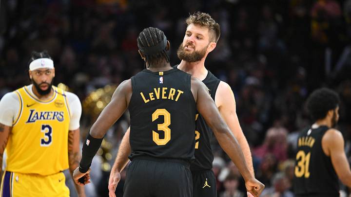 Caris LeVert, Dean Wade, Cleveland Cavaliers