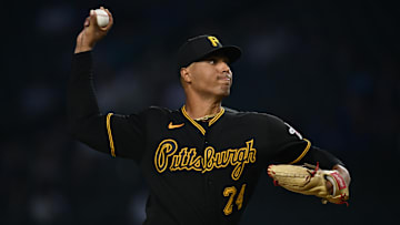Pittsburgh Pirates v Chicago Cubs