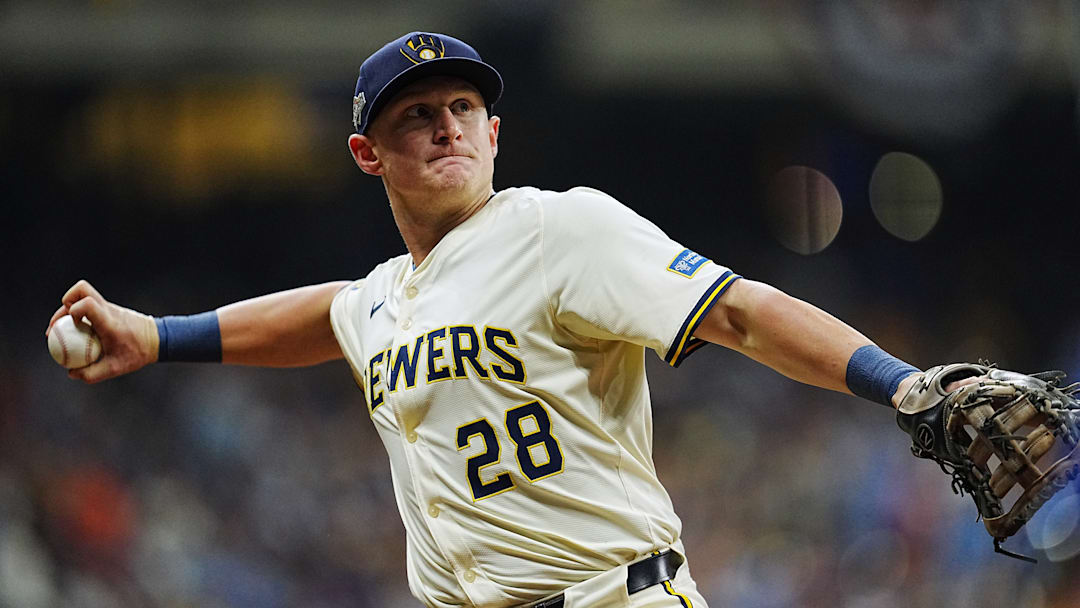 Division Series - Chicago Cubs v Milwaukee Brewers - Game 2 Division Series - Chicago Cubs v Milwaukee Brewers - Game 2